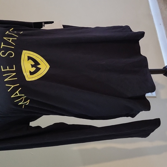 Alta Gracia Apparel Wayne State Shirt - Picture 3 of 11